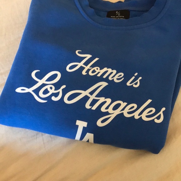 LA Dodgers / Home is Los Angeles Crewneck - Picture 6 of 8